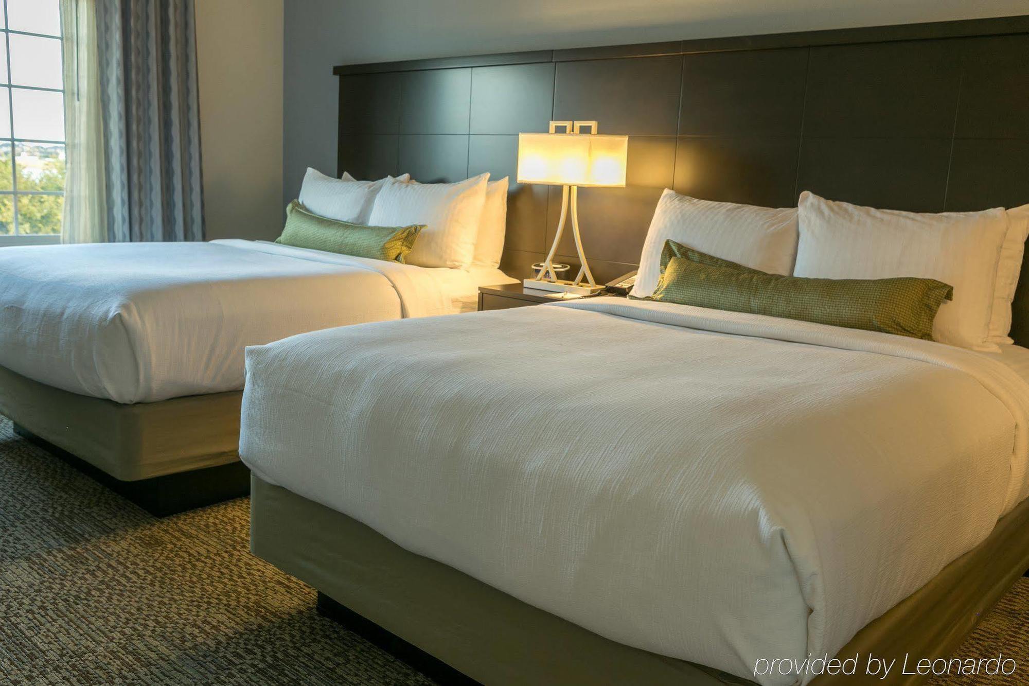 Staybridge Suites Austin North - Parmer Lane By Ihg מראה חיצוני תמונה